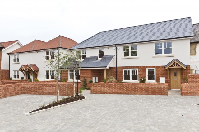 the courtyard weybridge development