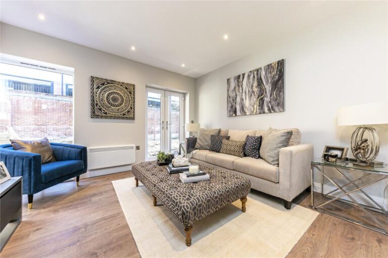 75989_RDI220047_IMG_01_0000