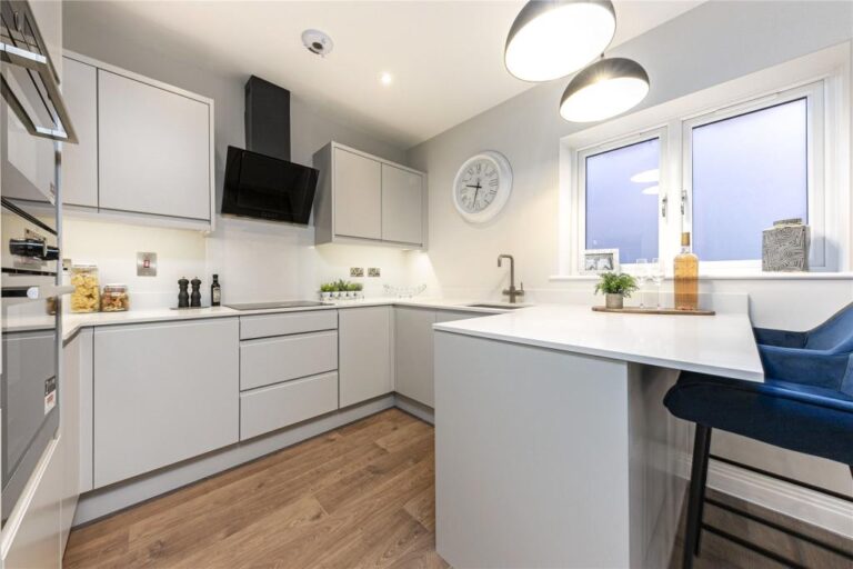 75989_RDI220047_IMG_02_0000