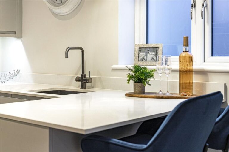 75989_RDI220047_IMG_04_0000