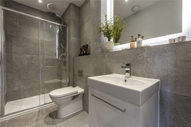 75989_RDI220050_IMG_04_0000